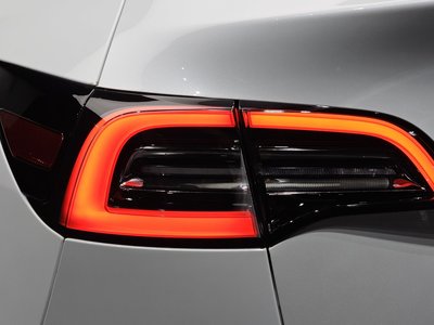 2022 Tesla MODEL Y — фото 10