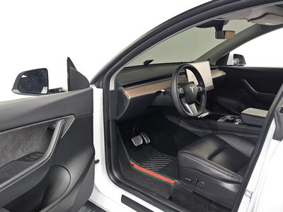 2022 Tesla MODEL Y — миниатюра 13