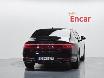 2022 Genesis G90 (RS4) photo 3