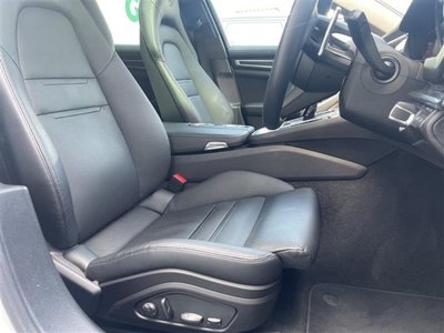 PORSCHE PANAMERA - 6