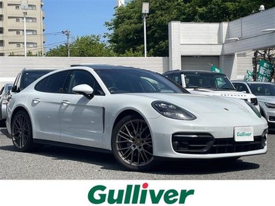 PORSCHE PANAMERA - 1