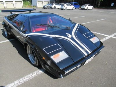 LAMBORGHINI COUNTACH - 8