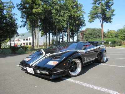 LAMBORGHINI COUNTACH - 3