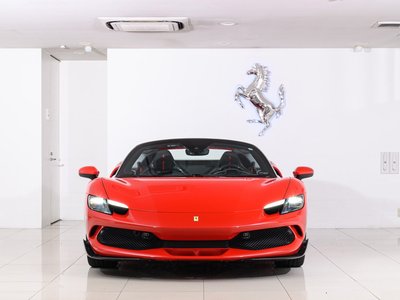 صورة 10 لـ 2025 Ferrari 296 GTS