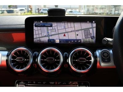 MERCEDES-BENZ GLB - 5