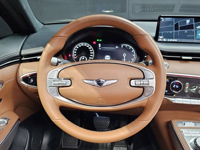 2022 Genesis GV70 — миниатюра 21