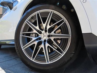 MERCEDES-BENZ GLC AMG - 10