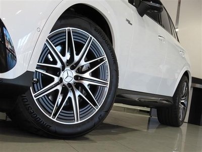 MERCEDES-BENZ GLC AMG - 9