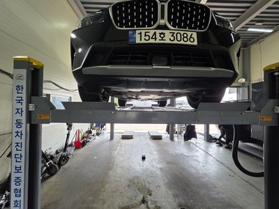 BMW X4 - 1