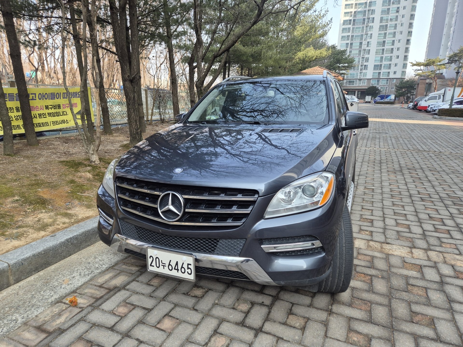 MERCEDES-BENZ M-CLASS - View 1