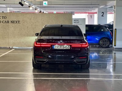 BMW 7 SERIES - 3