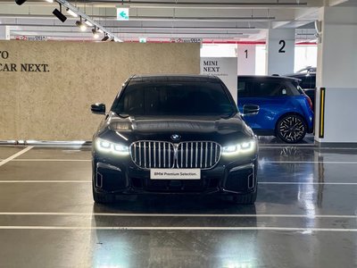 BMW 7 SERIES - 2