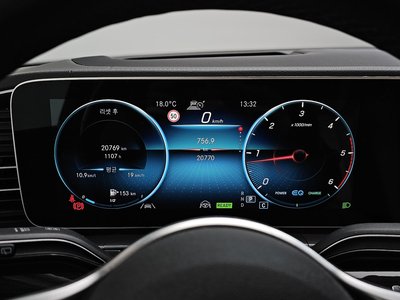 MERCEDES-BENZ GLE - 8