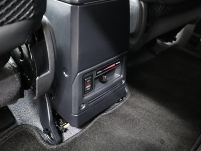 2024 Toyota LAND CRUISER 70 缩略图 74