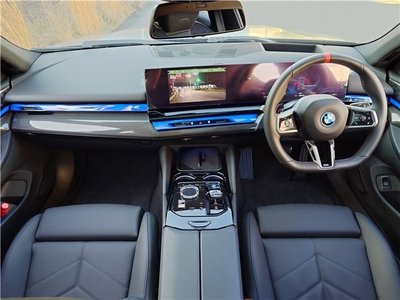 BMW I5 - 3