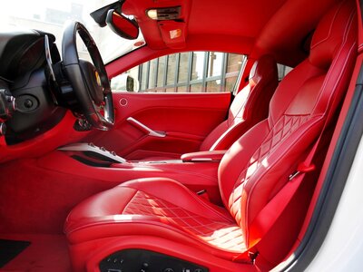 FERRARI F12 BERLINETTA - 8