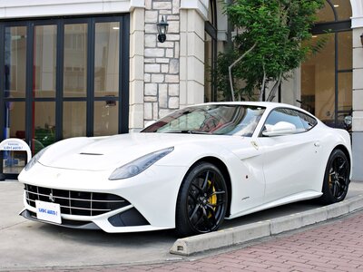 FERRARI F12 BERLINETTA