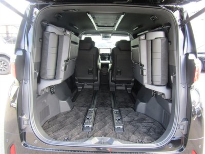 صورة مصغرة 17 لـ 2025 Toyota ALPHARD