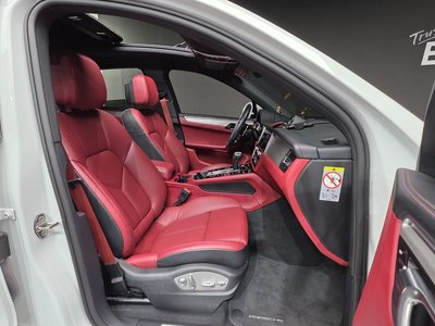 صورة مصغرة 16 لـ 2023 Porsche MACAN