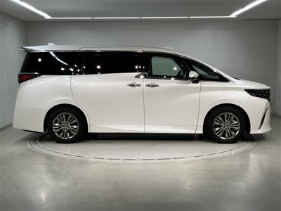TOYOTA ALPHARD - 3