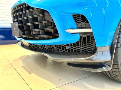 ASTON MARTIN DBX - 5