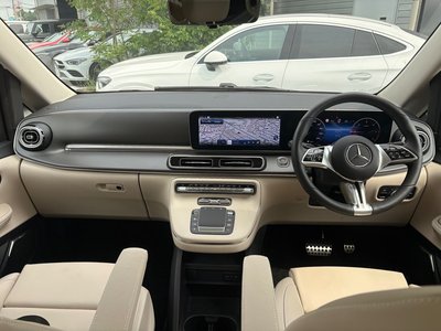 2025 Mercedes-BENZ V-CLASS — миниатюра 20