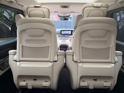 2025 Mercedes-BENZ V-CLASS — миниатюра 52
