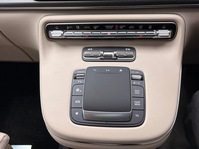 2025 Mercedes-BENZ V-CLASS — миниатюра 27