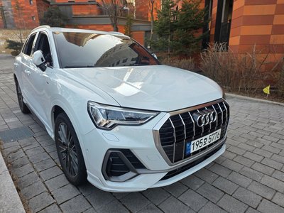 AUDI Q3 - 2