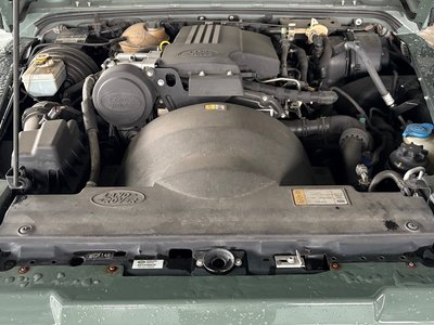 LAND ROVER DEFENDER 110 - 9