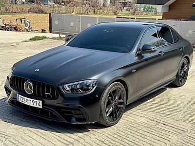 MERCEDES-BENZ E-CLASS