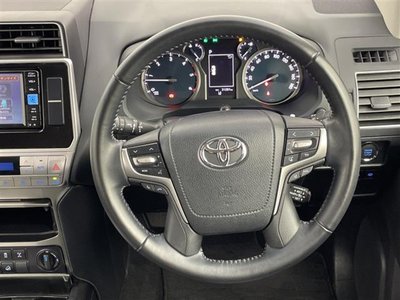 TOYOTA LAND CRUISER PRADO - 5