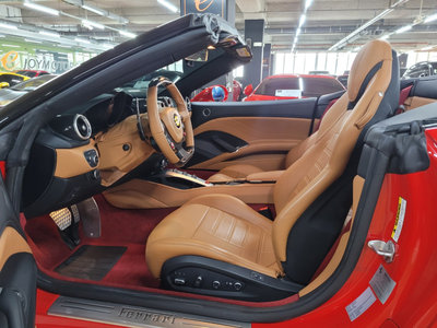 FERRARI CALIFORNIA - 10