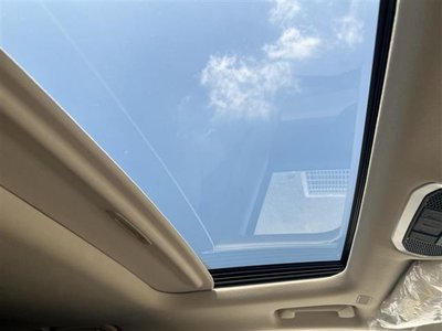 2024 Toyota LAND CRUISER 300 — миниатюра 32