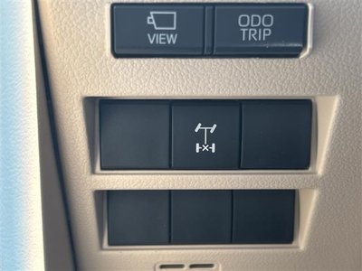 2024 Toyota LAND CRUISER 300 — миниатюра 28