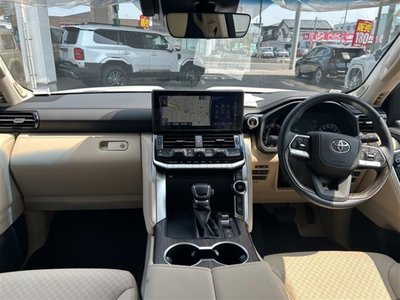 2024 Toyota LAND CRUISER 300 — миниатюра 16