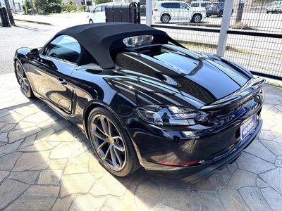 PORSCHE 718 SPYDER - 9