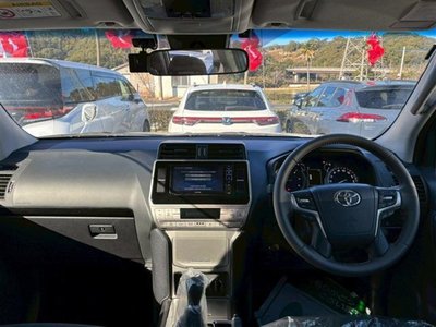 TOYOTA LAND CRUISER PRADO - 2