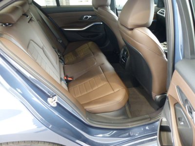 BMW 3 SERIES - 7