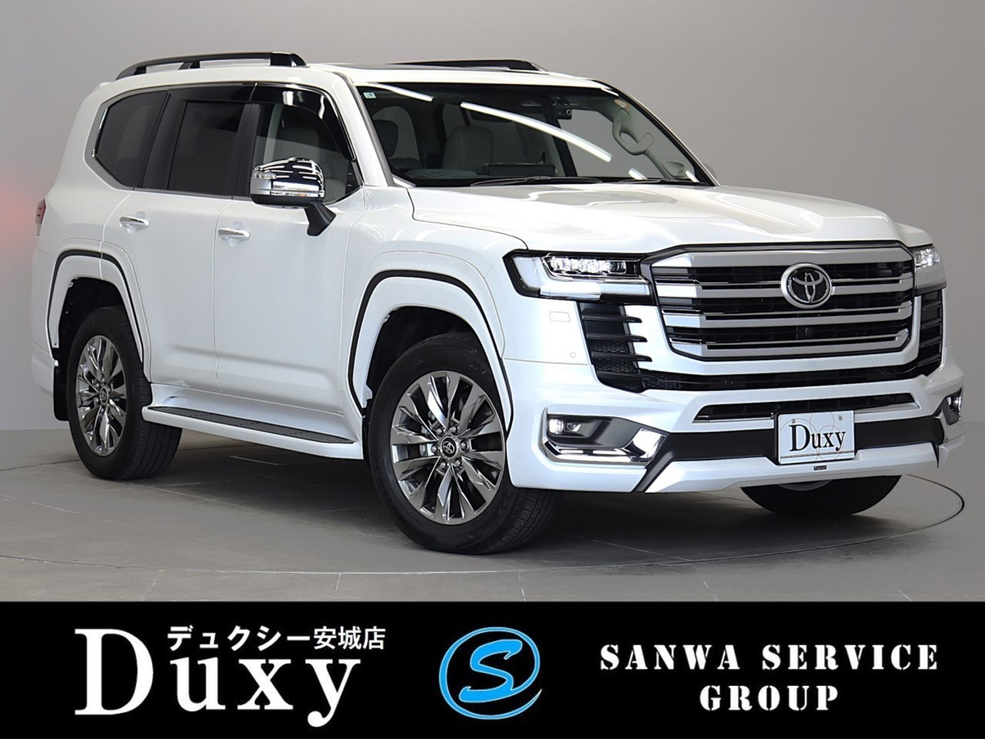 TOYOTA LAND CRUISER 300 - View 1