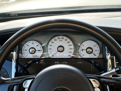 ROLLS ROYCE GHOST 2011 thumbnail 29