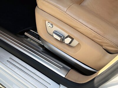 ROLLS ROYCE GHOST 2011 thumbnail 52