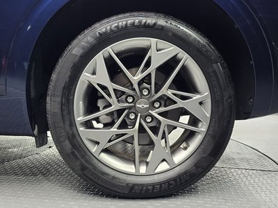 2021 Genesis GV70 photo 8