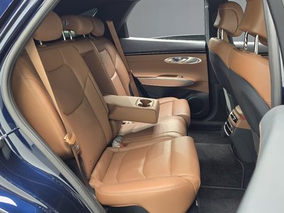 صورة مصغرة 16 لـ 2021 Genesis GV70