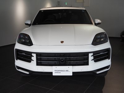 صورة 10 لـ 2025 Porsche CAYENNE