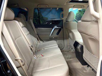 TOYOTA LAND CRUISER PRADO - 9