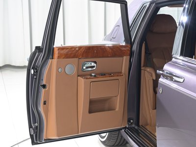 2016 ROLLS-ROYCE PHANTOM 照片 33
