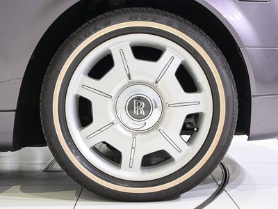 2016 ROLLS-ROYCE PHANTOM 照片 8