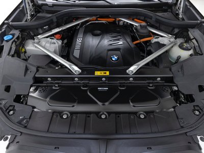 صورة 7 لـ 2025 BMW X5