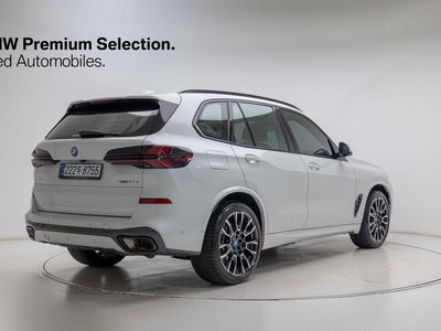 صورة 4 لـ 2025 BMW X5